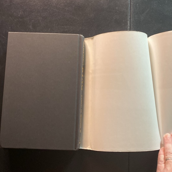 HARDCOVER Stephen King's From a Buick 8 Published in 2002 - Picture 5 of 8